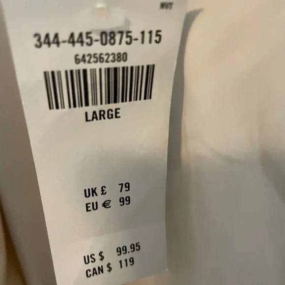 Ivory teddy bear coat from Hollister, never used but bought 2 years ago. - Picture 5 of 5